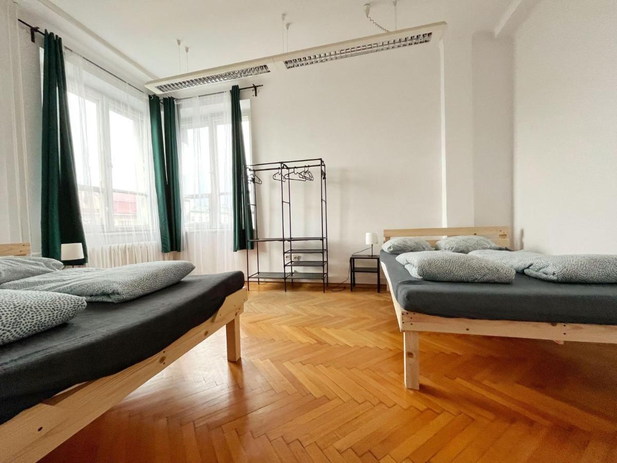 Nice View Rooms In Old Town คราคูฟ ภายนอก รูปภาพ