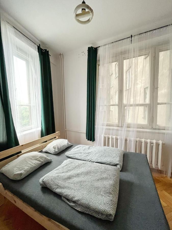 Nice View Rooms In Old Town คราคูฟ ภายนอก รูปภาพ